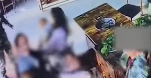 代收费用和业主有冲突吗?店家:如果对方代表政府收费,她没有出示证件