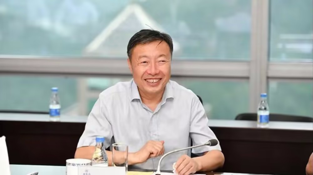 五名“老虎”违纪细节首次披露:“硕鼠”打牌赌博,三人落马前仍在收礼